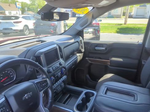 Certified 2022 Chevrolet Silverado 1500 RST AWD/4WD image 15