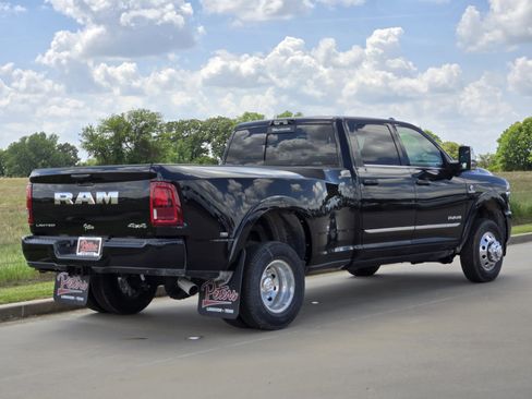 New 2026 RAM 3500 Limited AWD/4WD image 3
