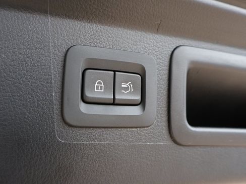 Used 2024 MAZDA CX-50 AWD 2.5 S w/ Preferred Package image 17