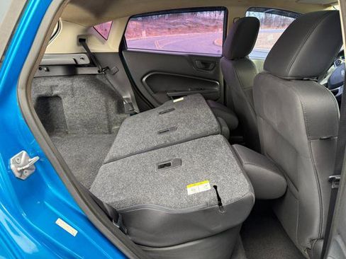 Used 2012 Ford Fiesta SE image 22
