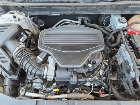 Used 2019 Chevrolet Blazer RS FWD image 14