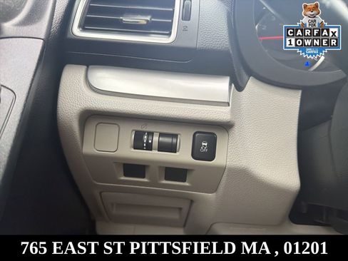 Used 2018 Subaru Forester 2.5i Premium w/ All-Weather Package image 25