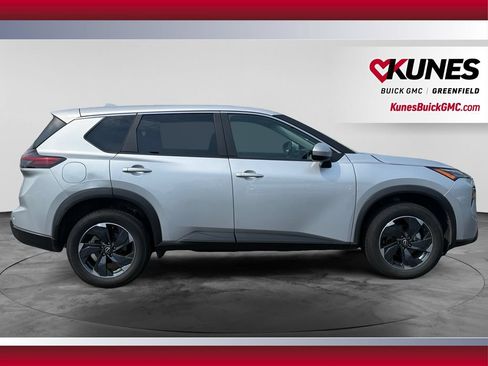 Used 2024 Nissan Rogue SV AWD/4WD image 11