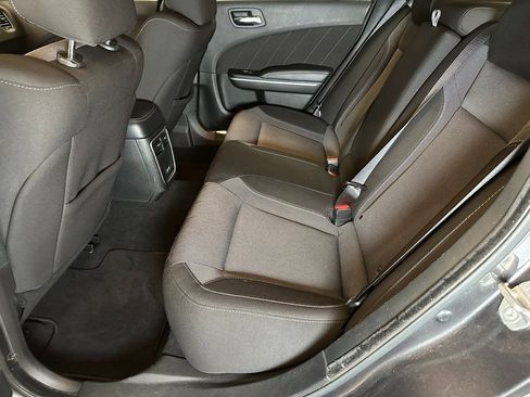 Used 2022 Dodge Charger SXT RWD image 21
