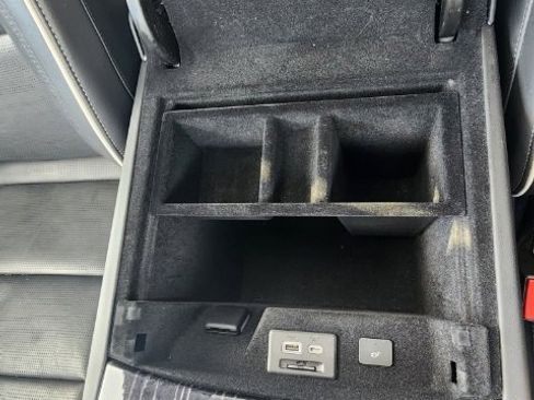 Used 2022 Cadillac Escalade Sport w/ Touring Package image 18