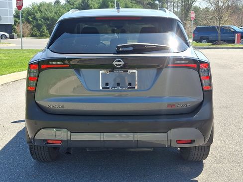 Certified 2025 Nissan Kicks SR AWD/4WD image 5