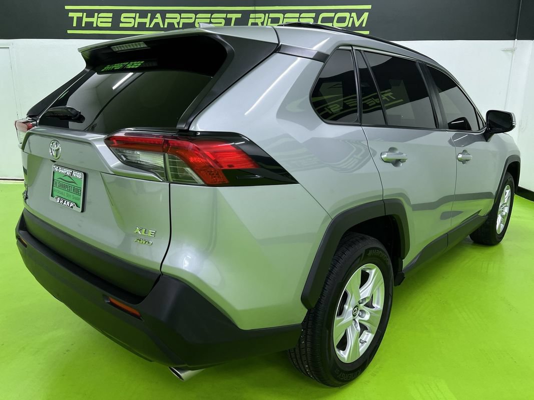 Used 2019 Toyota RAV4 XLE AWD/4WD image 10