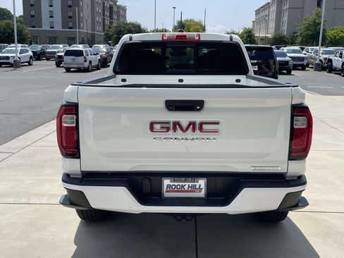Used 2024 GMC Canyon Elevation w/ Convenience Package RWD image 8