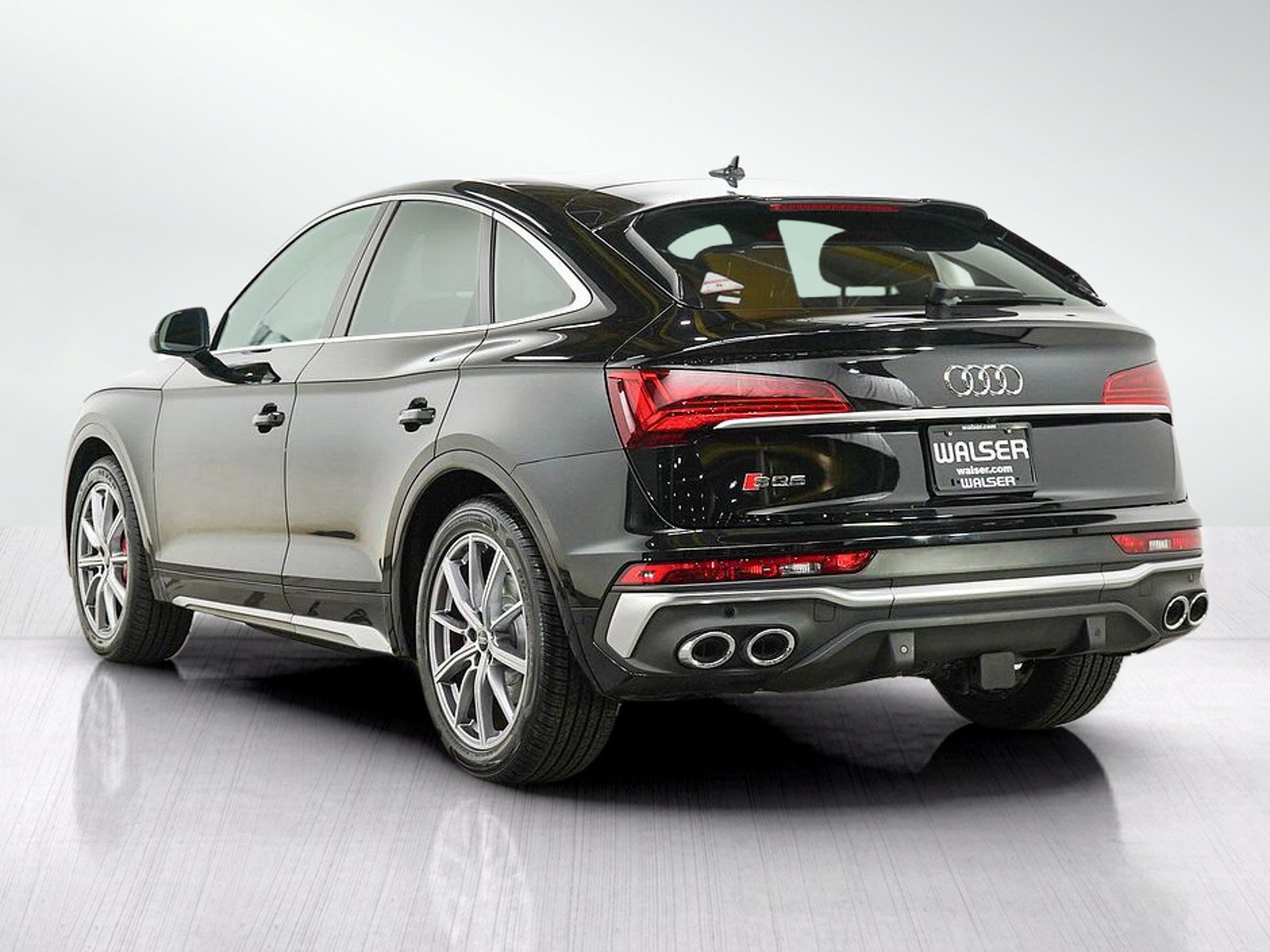 Used 2023 Audi SQ5 Premium Plus w/ Premium Plus Package AWD/4WD image 3