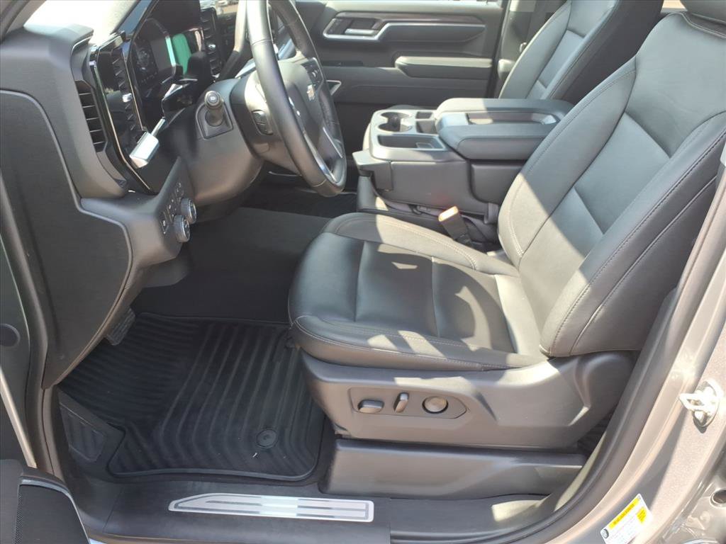 Used 2026 Chevrolet Silverado 2500 LTZ AWD/4WD image 12