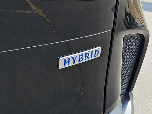 Certified 2026 MAZDA CX-50 AWD 2.5 Hybrid w/ Premium Pkg image 33
