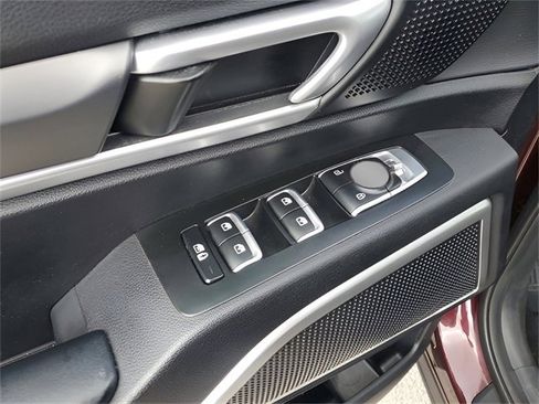 Used 2021 Kia Telluride S image 13