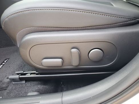 New 2026 Hyundai Kona SEL Premium image 14