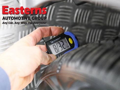 Used 2023 Toyota Camry SE FWD image 27