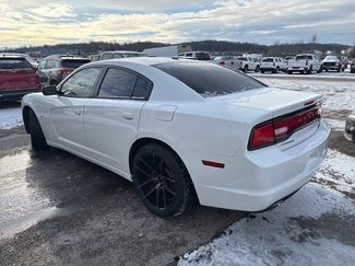 Used 2014 Dodge Charger R/T video 2