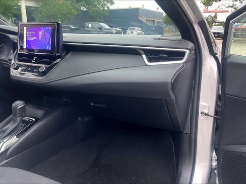 Used 2025 Toyota Corolla SE FWD image 17