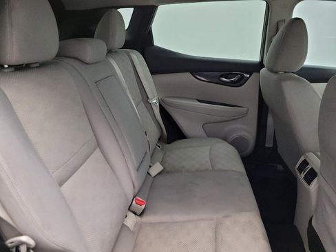 Used 2019 Nissan Rogue Sport SV image 19