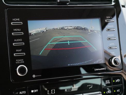 Used 2021 Toyota Prius LE FWD image 29