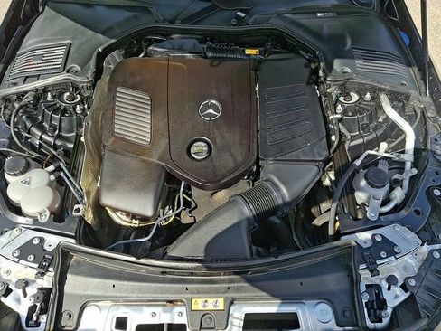 Used 2024 Mercedes-Benz CLE 300 4MATIC Coupe image 32