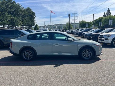 Certified 2025 Kia K4 FWD image 6