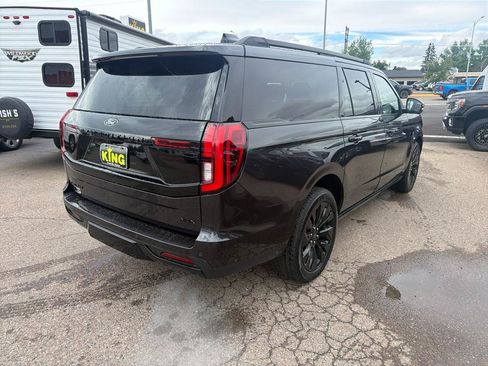 Used 2025 Ford Expedition Max Platinum w/ Stealth Appearance Package AWD/4WD image 3
