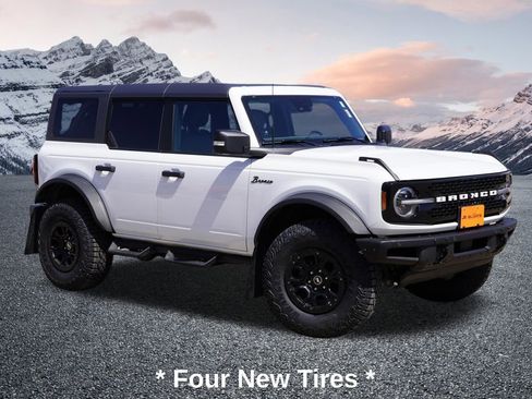 Used 2024 Ford Bronco Wildtrak AWD/4WD image 1