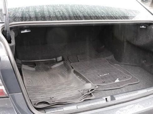 Used 2024 Subaru Legacy Limited AWD/4WD image 5
