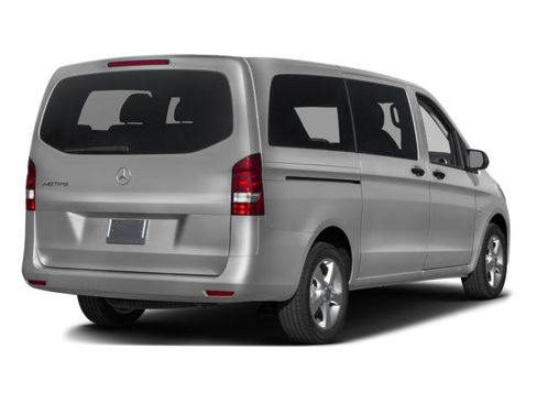 Used 2016 Mercedes-Benz Metris Passenger image 7