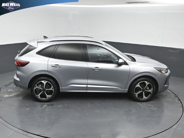 Used 2023 Ford Escape ST-Line Select w/ Tech Pack #2 AWD/4WD image 16