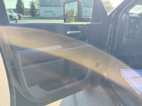 Used 2024 Chevrolet Silverado 3500 W/T w/ WT Convenience Package image 21