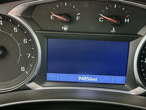 Used 2020 GMC Terrain SLT w/ Preferred Package FWD image 12