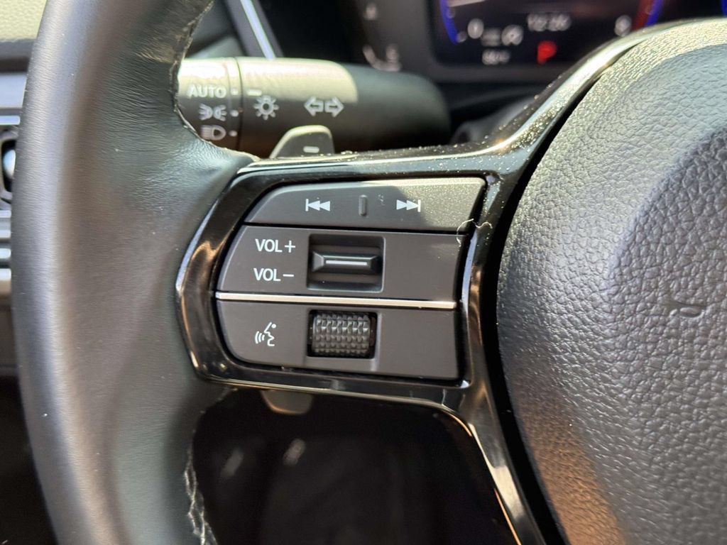 Certified 2024 Acura Integra FWD image 19