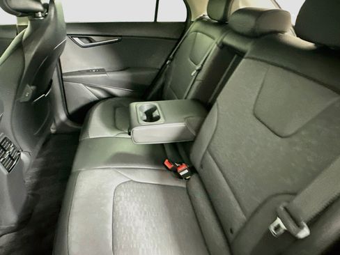 Used 2023 Kia Niro Wave w/ Wave Preserve Package FWD image 28