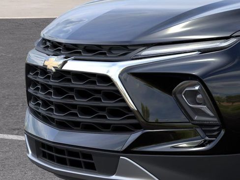 New 2026 Chevrolet Blazer LT w/ Convenience Package AWD/4WD image 13