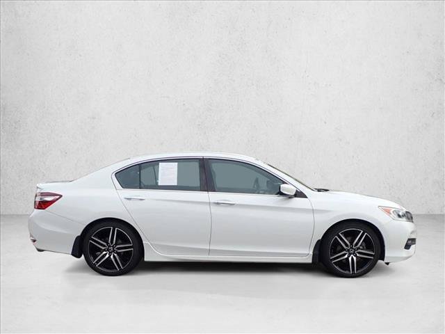 Used 2017 Honda Accord Sport image 5