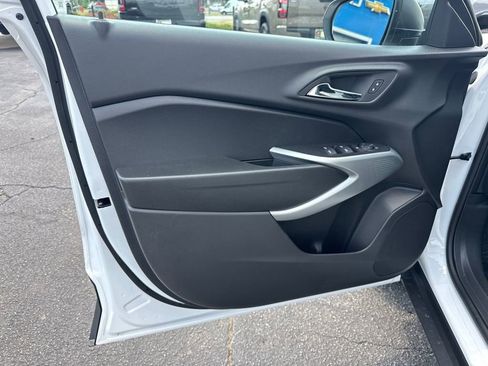 New 2026 Chevrolet Trax LS FWD image 11