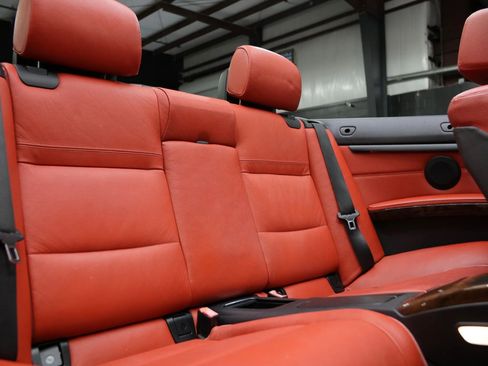 Used 2013 BMW 328i Convertible w/ M Sport Pkg RWD image 33