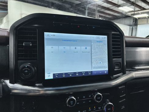 Used 2023 Ford F150 Lariat AWD/4WD image 35