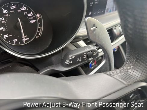 Used 2022 Alfa Romeo Stelvio Veloce image 37