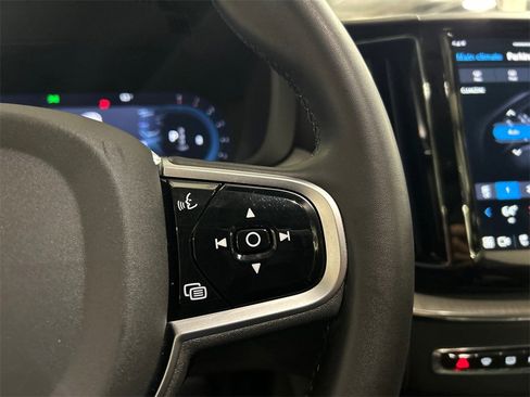 Certified 2025 Volvo XC60 B5 Plus image 14
