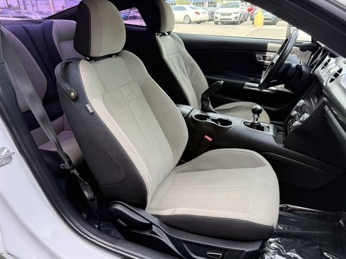Used 2019 Ford Mustang GT w/ GT Performance Package RWD image 17
