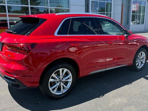 Used 2022 Audi Q3 2.0T Premium AWD/4WD image 2