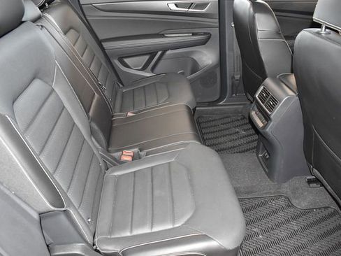 Used 2024 Volkswagen Atlas Cross Sport SEL R-Line AWD/4WD image 12