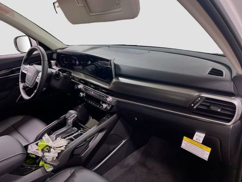 New 2025 Kia Telluride S image 33