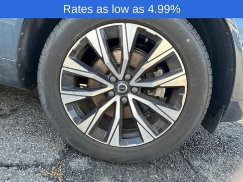 Certified 2023 Volvo XC60 B5 Plus image 14