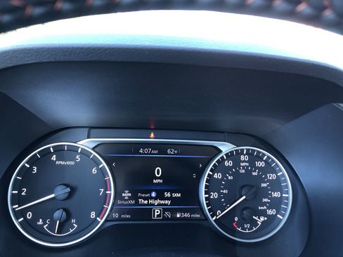 New 2025 Nissan Sentra SR w/ SR Premium Package image 25