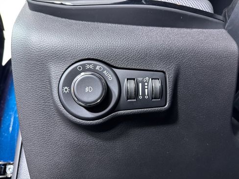 New 2026 Jeep Compass Limited image 27