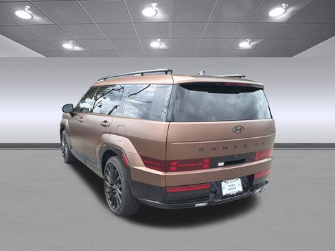 Certified 2025 Hyundai Santa Fe Calligraphy FWD image 9