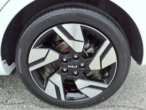 Certified 2023 Kia Soul GT-Line FWD image 8