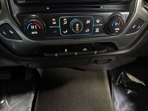 Used 2018 Chevrolet Silverado 1500 LT w/ All Star Edition image 21